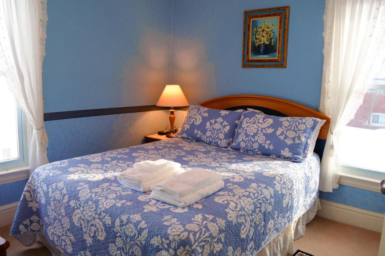 Strathaird Bed And Breakfast Niagara-Fälle Exterior foto